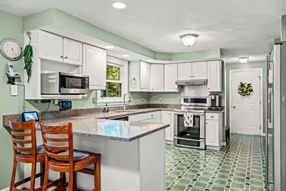 4 Mulberry Street, Groveland, MA 01834 - Photo 9
