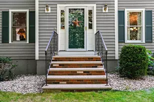 4 Mulberry St, Groveland, MA 01834 - Photo 3