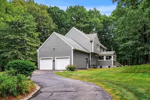 4 Mulberry St, Groveland, MA 01834 - Photo 5