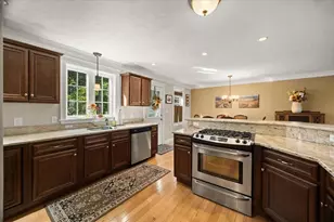 11 Cassidy Pl, Bridgewater, MA 02324 - Photo 7