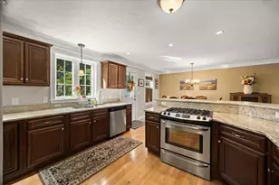 11 Cassidy Pl, Bridgewater, MA 02324 - Photo 7
