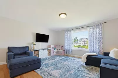 70 Henrietta Way, Taunton, MA 02780 - Photo 11