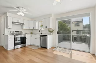 14 Phoenix St, Worcester, MA 01604 - Photo 13