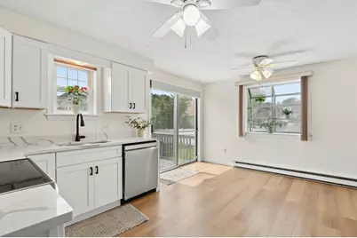 14 Phoenix St, Worcester, MA 01604 - Photo 15