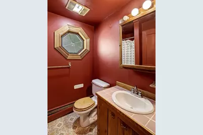 52 Baker St, Amherst, MA 01002 - Photo 17