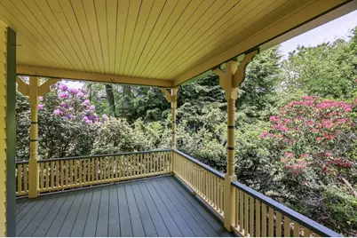 52 Baker St, Amherst, MA 01002 - Photo 3