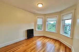 1725 Commonwealth Ave, Boston, MA 02135 - Photo 3