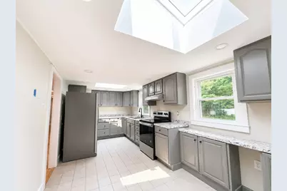 33 Park Dr, Acushnet, MA 02743 - Photo 3