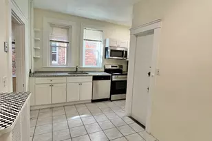 1725 Commonwealth Ave, Boston, MA 02135 - Photo 5