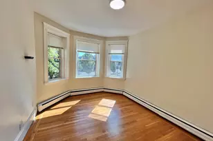 1725 Commonwealth Ave, Boston, MA 02135 - Photo 17
