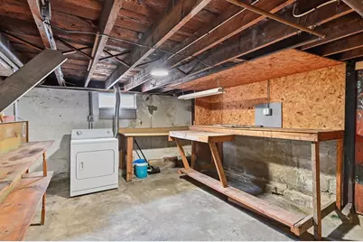64 Stewart St, Chicopee, MA 01020 - Photo 37