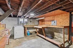 64 Stewart St, Chicopee, MA 01020 - Photo 37