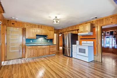 64 Stewart St, Chicopee, MA 01020 - Photo 21
