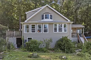 79 Waverly Rd, Woburn, MA 01801 - Photo 1