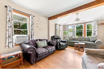 79 Waverly Rd, Woburn, MA 01801 - Photo 5