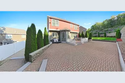 24 Iron Works Way, Saugus, MA 01906 - Photo 25