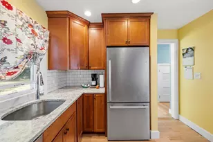 17 Walnut Ct, Rockland, MA 02370 - Photo 9