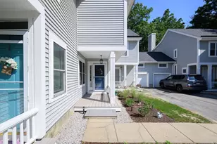 17 Walnut Ct, Rockland, MA 02370 - Photo 3
