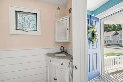 17 Walnut Court #17, Rockland, MA 02370 - Photo 5