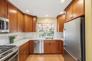 17 Walnut Ct, Rockland, MA 02370 - Photo 13