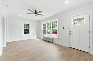 28 Southold Rd, Worcester, MA 01607 - Photo 9