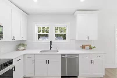 28 Southold Rd, Worcester, MA 01607 - Photo 11
