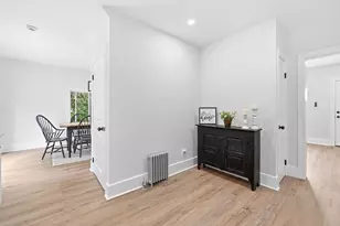 28 Southold Rd, Worcester, MA 01607 - Photo 17