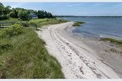 13 Harbor Acres Ln, Mattapoisett, MA 02739 - Photo 9