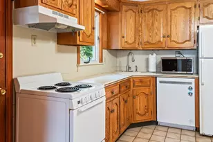 28 Superior Rd, Worcester, MA 01604 - Photo 9