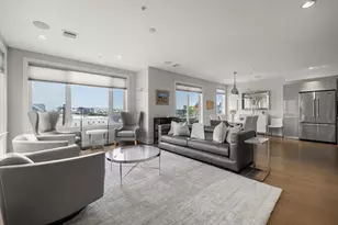 407 W First St, Boston, MA 02127 - Photo 9