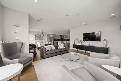 407 W 1st St #302, Boston, MA 02127 - Photo 11