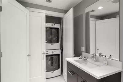 407 W 1st St #302, Boston, MA 02127 - Photo 21