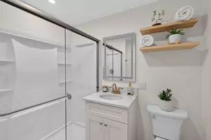 24-1/2 N Central St, Peabody, MA 01960 - Photo 15