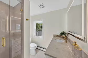 24-1/2 N Central St, Peabody, MA 01960 - Photo 19