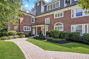 221 Worcester Ln, Waltham, MA 02451 - Photo 1