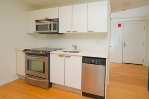 1 Earhart St, Cambridge, MA 02141 - Photo 5