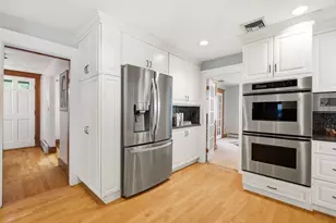 1028 Webster St, Needham, MA 02492 - Photo 5