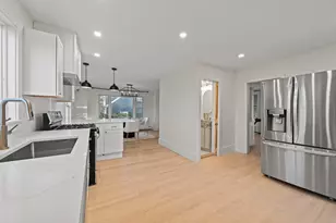 42 Chase St, Danvers, MA 01923 - Photo 13