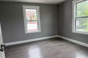 9 Henry St, Southbridge, MA 01550 - Photo 11
