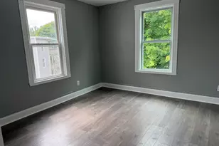 9 Henry St, Southbridge, MA 01550 - Photo 7