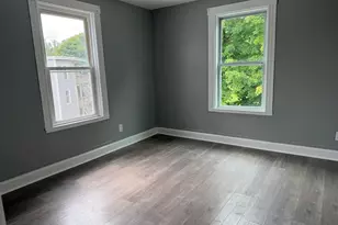 9 Henry St, Southbridge, MA 01550 - Photo 7