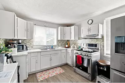 250-252 Winsor Street, Ludlow, MA 01056 - Photo 23