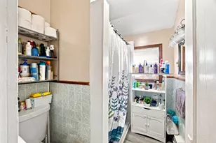 250252 Winsor St, Ludlow, MA 01056 - Photo 9