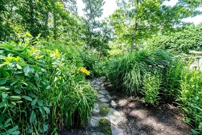 8 Macandrew Dr, Dennis, MA 02638 - Photo 9