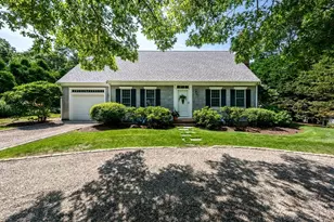 8 Macandrew Dr, Dennis, MA 02638 - Photo 3