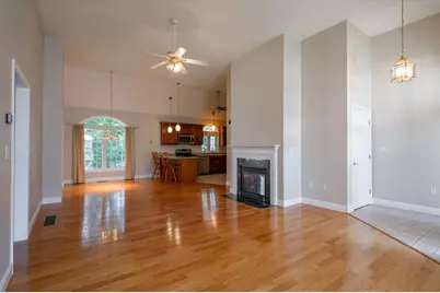 30 Holly Lane #30, Dracut, MA 01826 - Photo 13