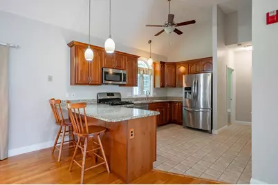 30 Holly Lane #30, Dracut, MA 01826 - Photo 7