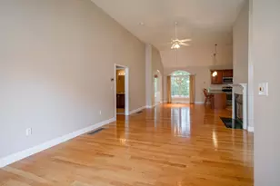 30 Holly Ln, Dracut, MA 01826 - Photo 23
