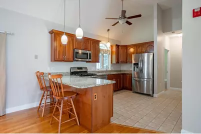 30 Holly Lane #30, Dracut, MA 01826 - Photo 7
