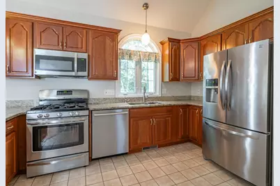 30 Holly Lane #30, Dracut, MA 01826 - Photo 5